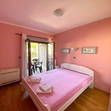 באר Apartment Center Adria מראה חיצוני תמונה