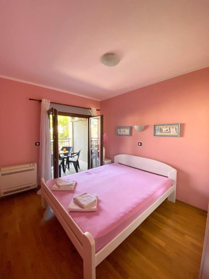 באר Apartment Center Adria מראה חיצוני תמונה