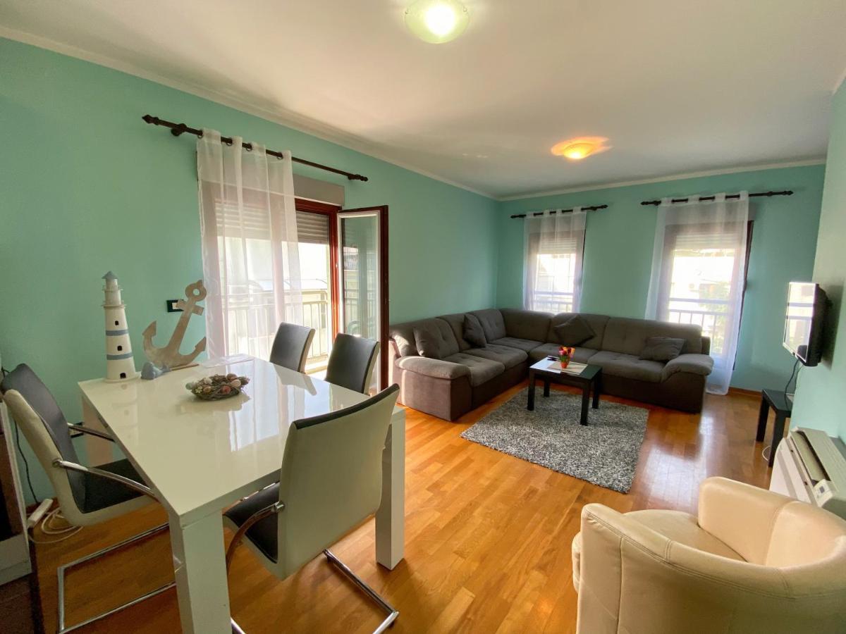 באר Apartment Center Adria מראה חיצוני תמונה