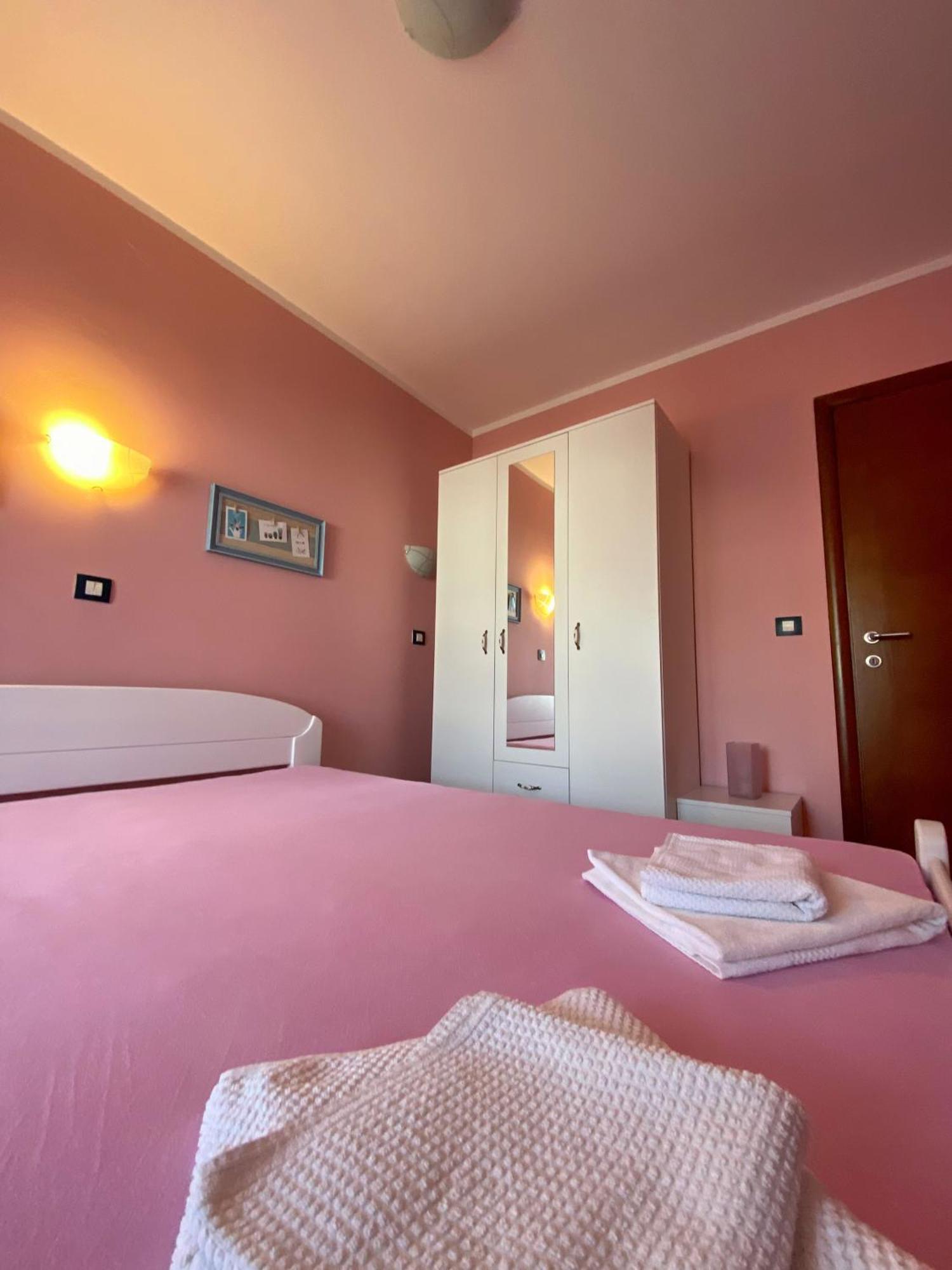 באר Apartment Center Adria מראה חיצוני תמונה