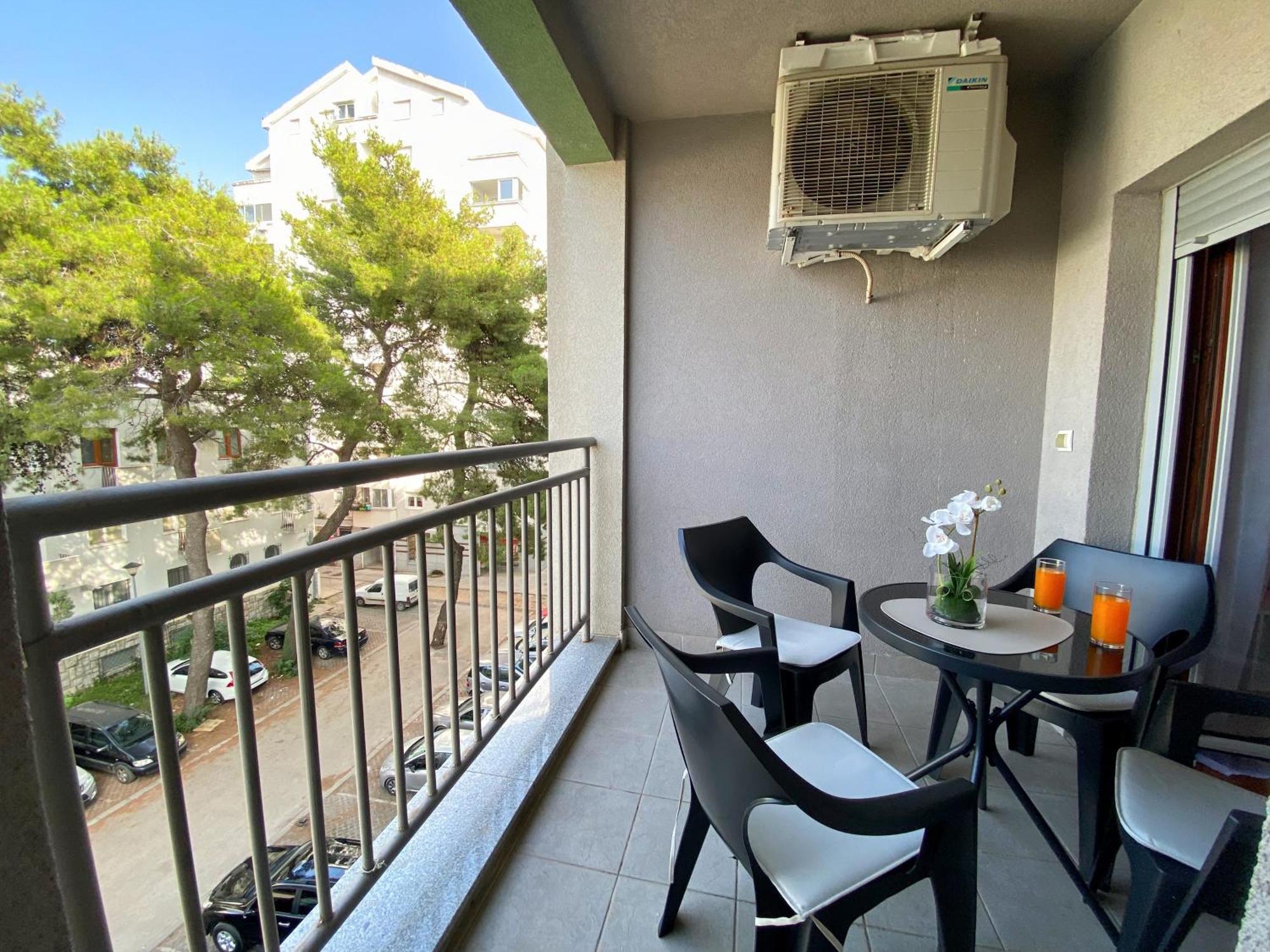באר Apartment Center Adria מראה חיצוני תמונה